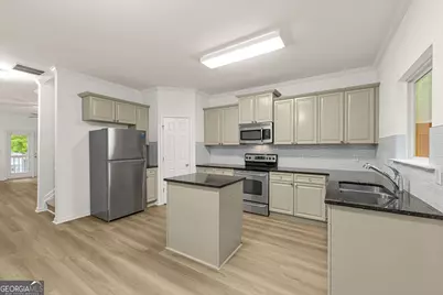1488 Liberty Parkway NW, Atlanta, GA 30318 - Photo 10