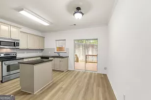 1488 Liberty Pkwy NW, Atlanta, GA 30318 - Photo 12