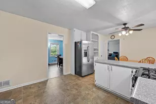 900 Carlton Dr SE, Conyers, GA 30094 - Photo 12
