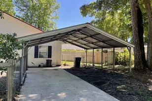 106 Royal Cir, Kingsland, GA 31548 - Photo 4