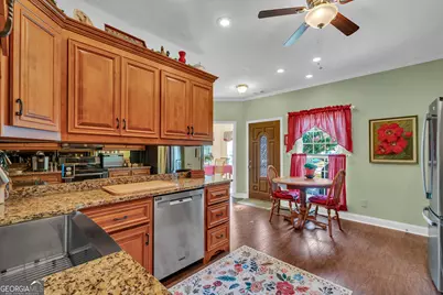 372 Spyglass Hill Drive, Perry, GA 31069 - Photo 18
