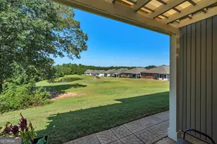 372 Spyglass Hill Dr, Perry, GA 31069 - Photo 6