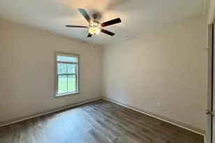2700 Woodland Dr, Adel, GA 31620 - Photo 10