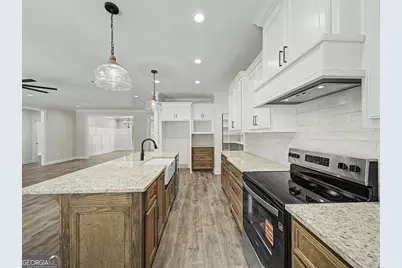 2300 Thomas Street, Adel, GA 31620 - Photo 12
