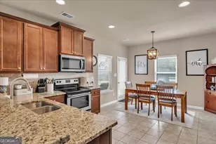 200 Amelia Dr, Byron, GA 31008 - Photo 12