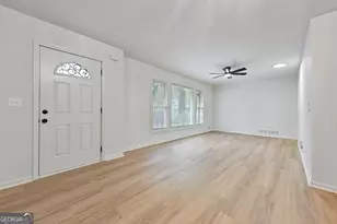 2529 Riggs Dr, East Point, GA 30344 - Photo 4
