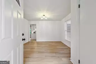 2529 Riggs Dr, East Point, GA 30344 - Photo 2