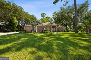 513 Cardinal Cir E, Saint Marys, GA 31558 - Photo 2