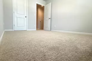 401 Lanier Cir, Woodstock, GA 30189 - Photo 28