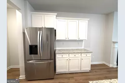 401 Lanier Circle, Woodstock, GA 30189 - Photo 8