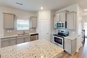 5013 Fairview Cir, Villa Rica, GA 30180 - Photo 2