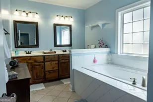 304 Victoria Cir, Warner Robins, GA 31088 - Photo 14