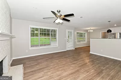 133 Crown Oaks Drive, Stockbridge, GA 30281 - Photo 6