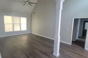 12208 Barney Ct, Fayetteville, GA 30215 - Photo 2