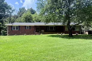 139 Melrose Ln, Summerville, GA 30747 - Photo 2