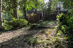 2704 Cove Cir NE, Brookhaven, GA 30319 - Photo 22