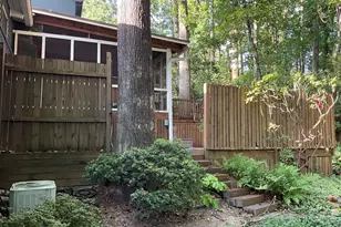 2704 Cove Cir NE, Brookhaven, GA 30319 - Photo 26