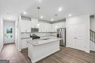 7856 Marie Wy, Fairburn, GA 30213 - Photo 8