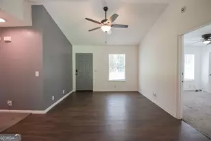 300 Village Dr, Woodbine, GA 31569 - Photo 6