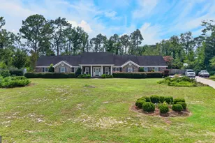 194 Forest Ave, Baxley, GA 31513 - Photo 2