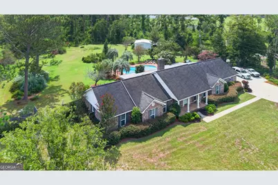 194 Forest Avenue, Baxley, GA 31513 - Photo 2