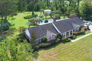 194 Forest Ave, Baxley, GA 31513 - Photo 2