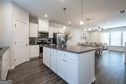 290 Mahone Drive, Lilburn, GA 30047 - Photo 10