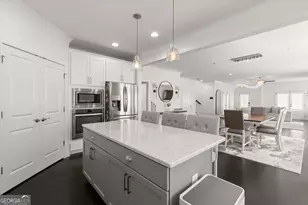 1940 Park Chase Ln NE, Atlanta, GA 30324 - Photo 4