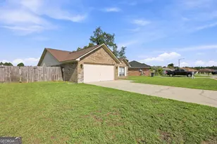 176 Wayfair Ln, Hinesville, GA 31313 - Photo 2