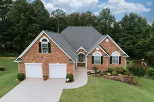637 Glen Valley Way, Dacula, GA 30019 - Photo 2
