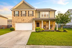 372 Layfield Dr, Jonesboro, GA 30238 - Photo 2