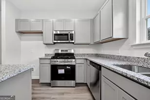 209 Roy Dr, Calhoun, GA 30701 - Photo 8