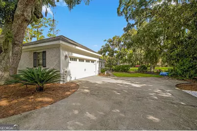 135 Colonial Drive, Saint Simons, GA 31522 - Photo 48