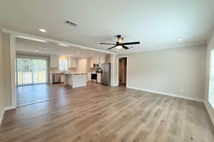 5240 Owens Rd, Blackshear, GA 31516 - Photo 2