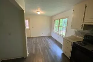 322 Parkway Pl, Monroe, GA 30655 - Photo 4