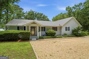 179 Napier Dr, Eatonton, GA 31024 - Photo 2
