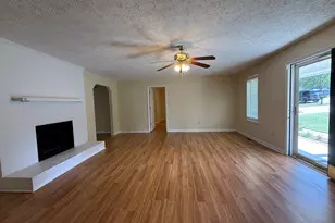 422 King Ln, Thomson, GA 30824 - Photo 2