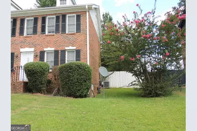 6336 Phillips Place, Lithonia, GA 30058 - Photo 4