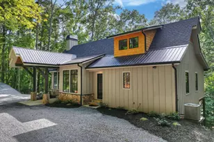412 Mountain Tops Cir, Blue Ridge, GA 30513 - Photo 2