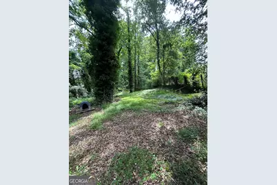 2 S Eugenia Place NW, Atlanta, GA 30318 - Photo 2