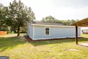 2409 Adams St, Waycross, GA 31501 - Photo 6