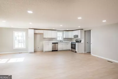 2409 Adams Street, Waycross, GA 31501 - Photo 10