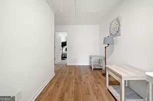 1396 Sweetshrub Pl NW, Atlanta, GA 30318 - Photo 12