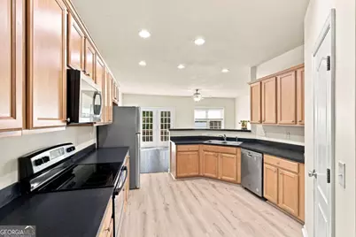 2747 Cedar Drive, Lawrenceville, GA 30043 - Photo 8