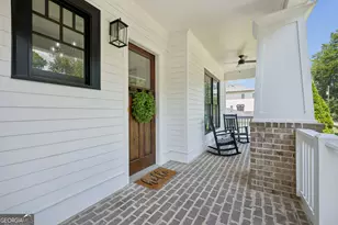 2336 Drew Valley Rd NE, Brookhaven, GA 30319 - Photo 2