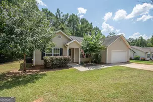10 Walton Woods Ct, Newnan, GA 30263 - Photo 2