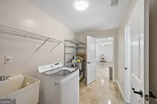 135 Creekview Dr, Newnan, GA 30263 - Photo 26