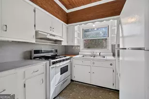 365 W Johnston St, Forsyth, GA 31029 - Photo 20