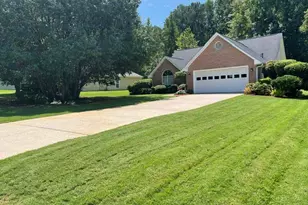 519 Washington Dr, Jonesboro, GA 30238 - Photo 1