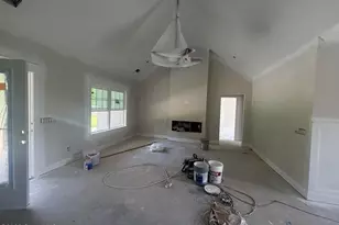 224 Lakes Dr, Brunswick, GA 31523 - Photo 4